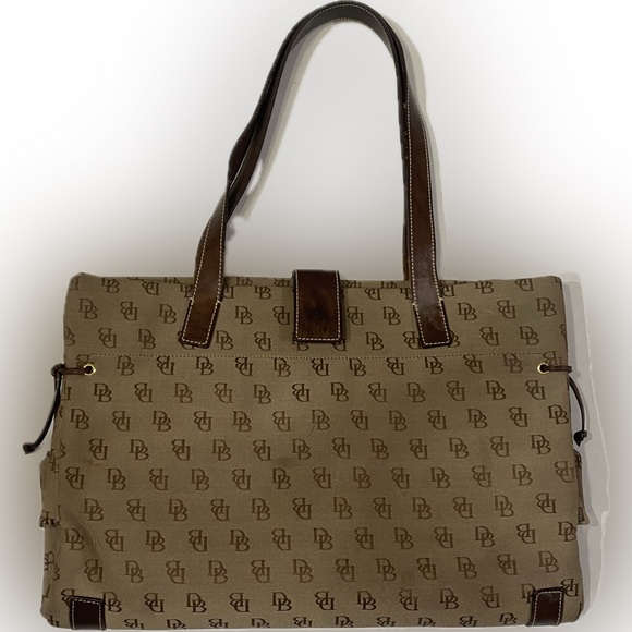 Dooney & Bourke Handbags - 👜Dooney & Bourke, Tote/Bag, Possibly Vintage, Serial Code: H2 446820
